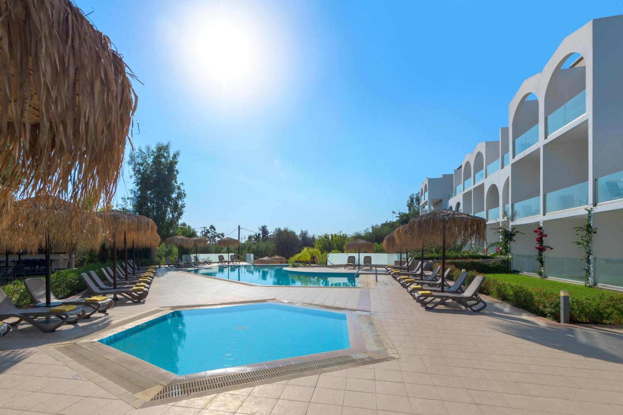 Lindos Breeze Beach Hotel Kiotari Ngoại thất bức ảnh
